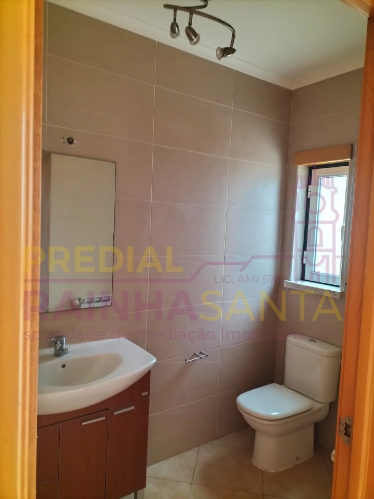 Moradia T4 para Venda em Cadaval e Pêro Moniz Foto 13