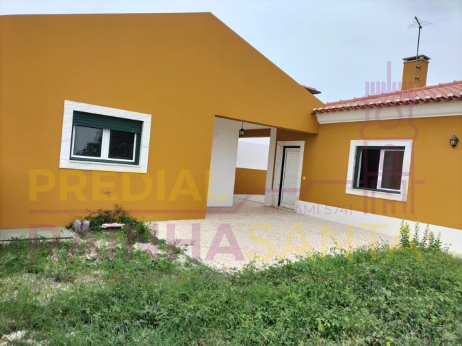 Moradia T4 para Venda em Cadaval e Pêro Moniz Foto 3