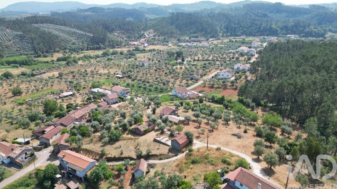 Moradia T3 para Venda em Podentes Foto 24