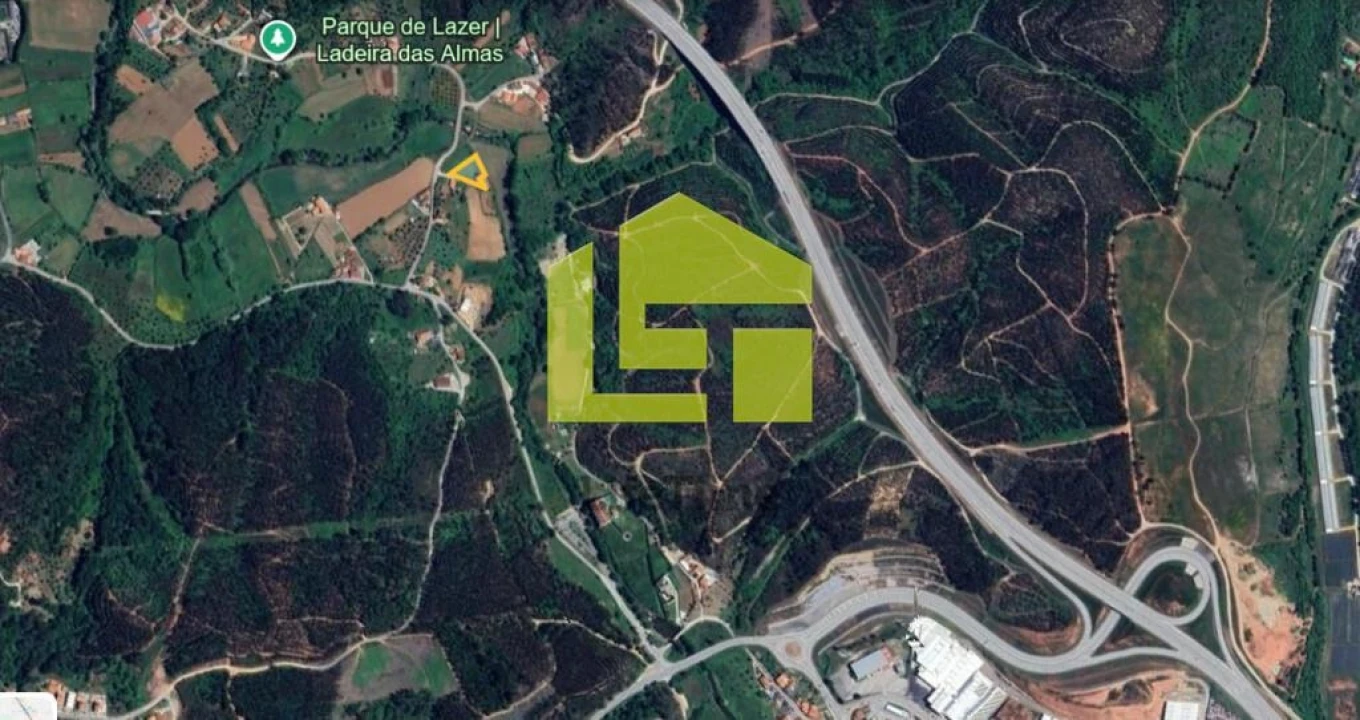 Moradia T3 para Venda em São Miguel, Santa Eufémia e Rabaçal Foto 46