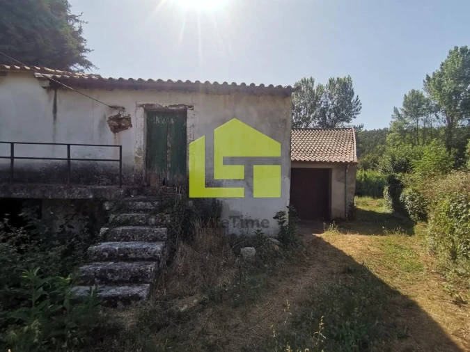 Moradia T3 para Venda em São Miguel, Santa Eufémia e Rabaçal Foto 4