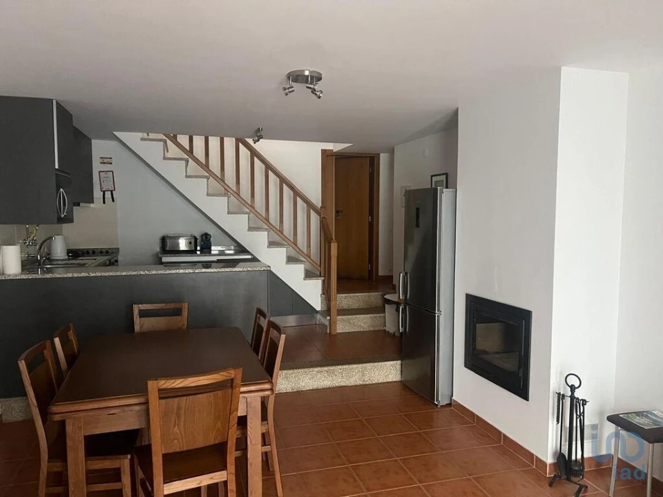 Moradia T2 para Venda em Carvalhais e Candal Foto 3