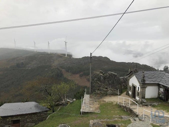 Moradia T2 para Venda em Carvalhais e Candal Foto 12