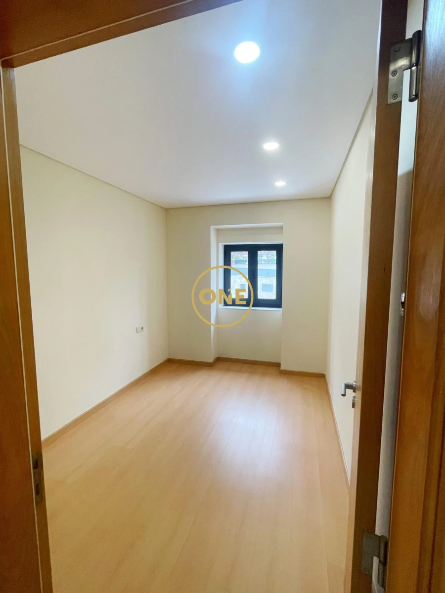 Moradia T2 para Venda em Ferreiros e Gondizalves Foto 6