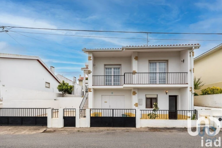 Moradia T3 para Venda em Alcobaça e Vestiaria