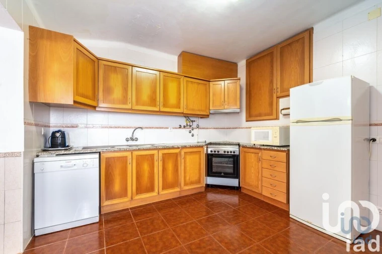 Moradia T3 para Venda em Alcobaça e Vestiaria Foto 5