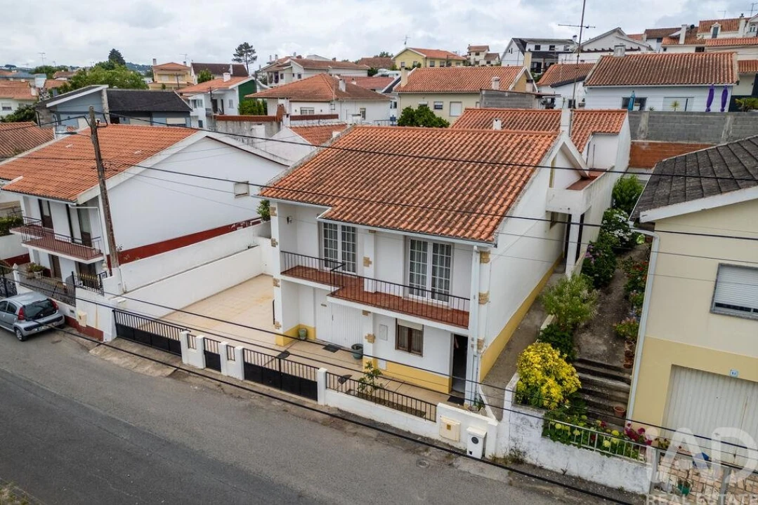 Moradia T3 para Venda em Alcobaça e Vestiaria Foto 28