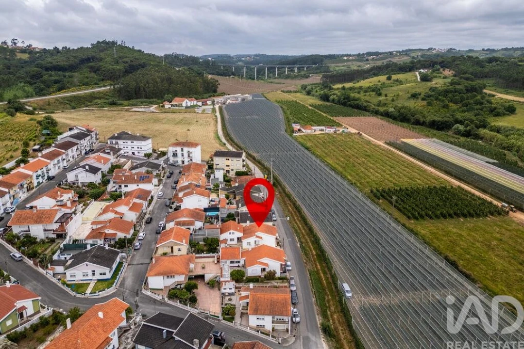 Moradia T3 para Venda em Alcobaça e Vestiaria Foto 29