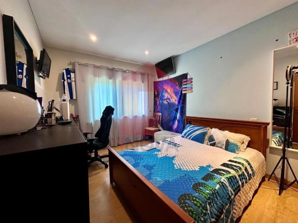 Moradia T3 para Venda em Sabariz Foto 19