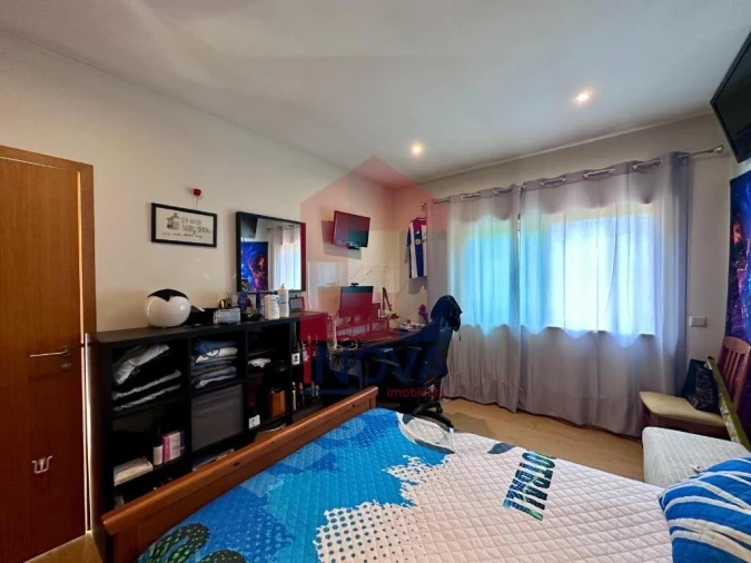 Moradia T3 para Venda em Sabariz Foto 18