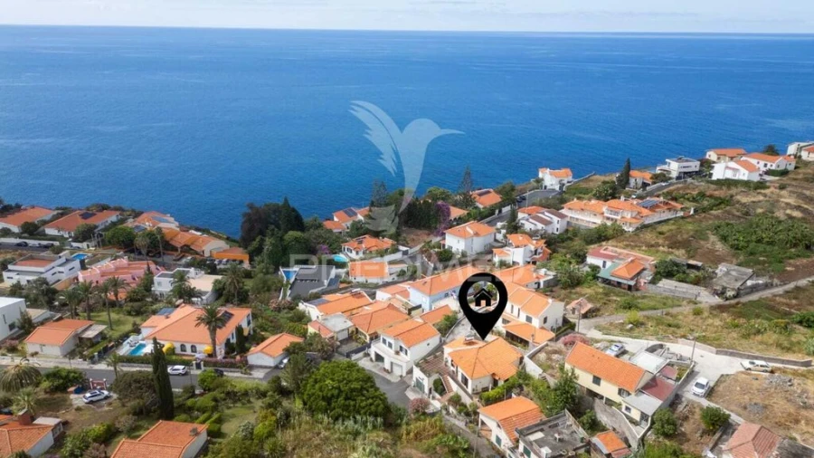 Moradia T3 para Venda em Caniço Foto 3