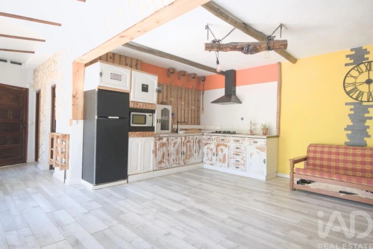 Moradia T3 para Venda em Alvados e Alcaria Foto 15