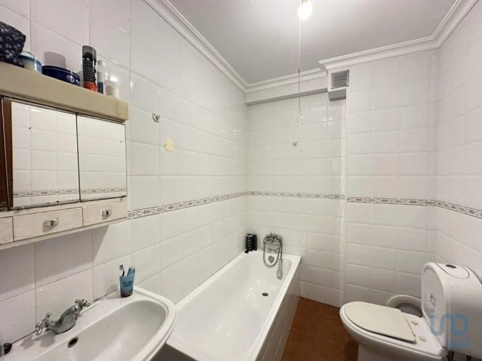 Prédio para Venda em Gouveia (São Pedro e São Julião) Foto 12