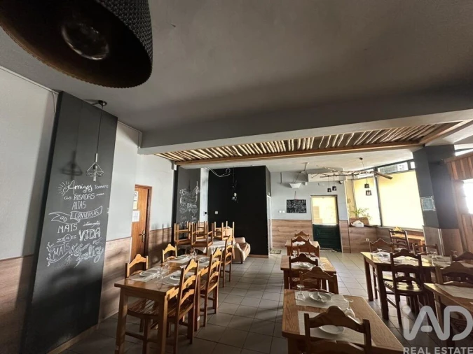 Prédio para Venda em Gouveia (São Pedro e São Julião) Foto 22