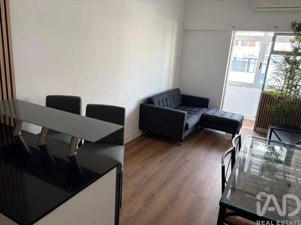 Apartamento T1 para Arrendamento em Arroios Foto 6