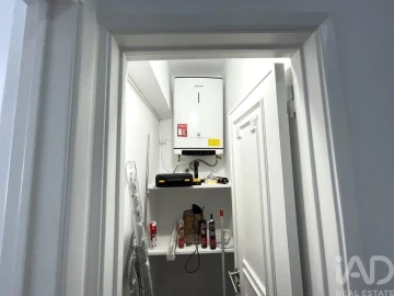 Apartamento T1 para Arrendamento em Arroios