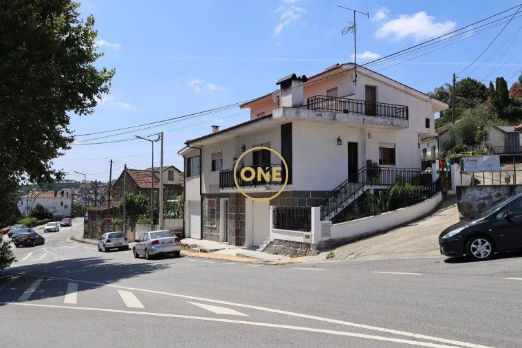 Loja para Arrendamento em Vila Nova de Famalicão e Calendário Foto 11