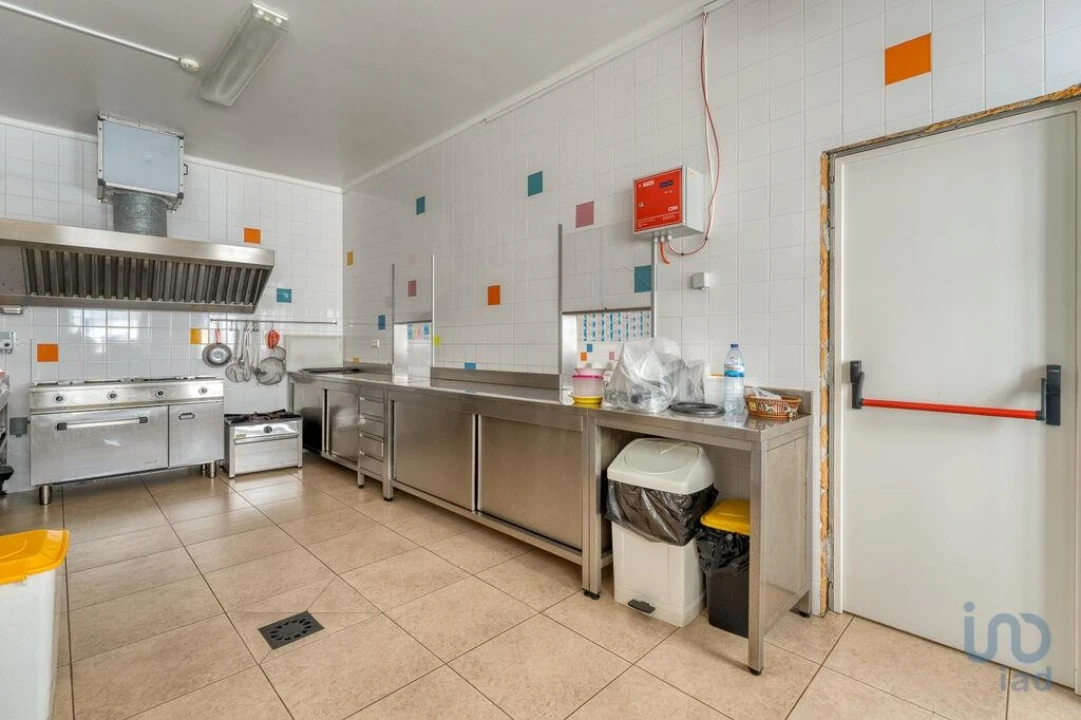 Moradia T4 para Venda em Colmeias e Memória Foto 5