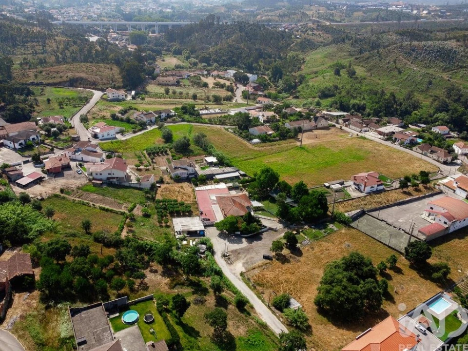 Moradia T4 para Venda em Colmeias e Memória Foto 26