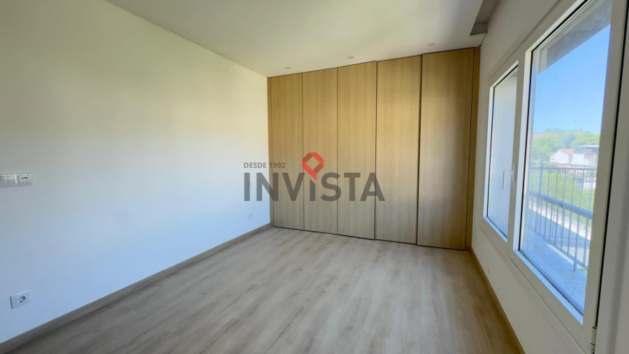 Apartamento T3 para Venda em Castanheira do Ribatejo e Cachoeiras Foto 14