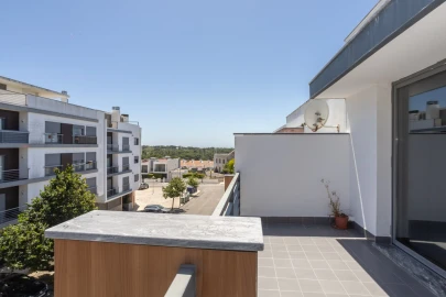 Moradia T3 para Venda em Charneca de Caparica e Sobreda