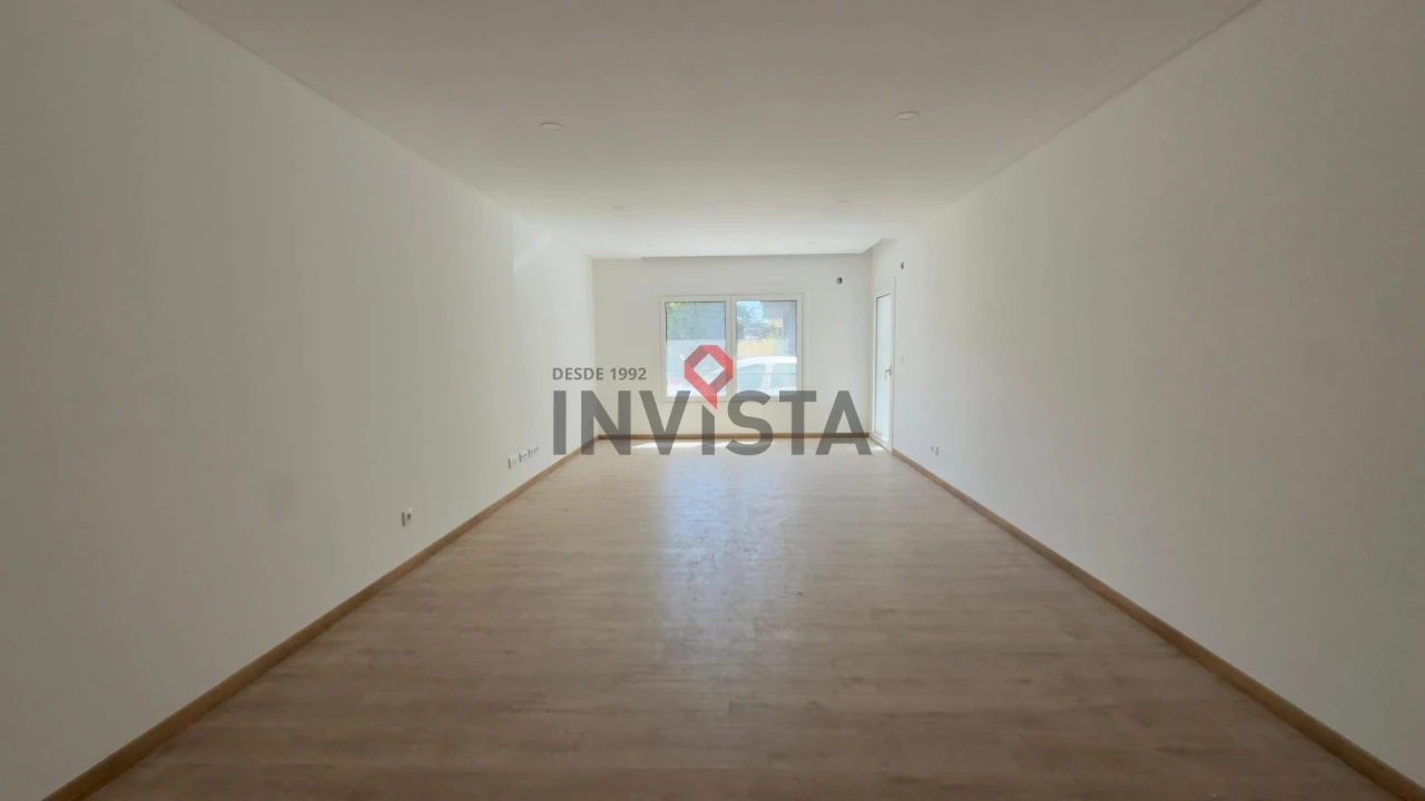 Apartamento T3 para Venda em Castanheira do Ribatejo e Cachoeiras Foto 8