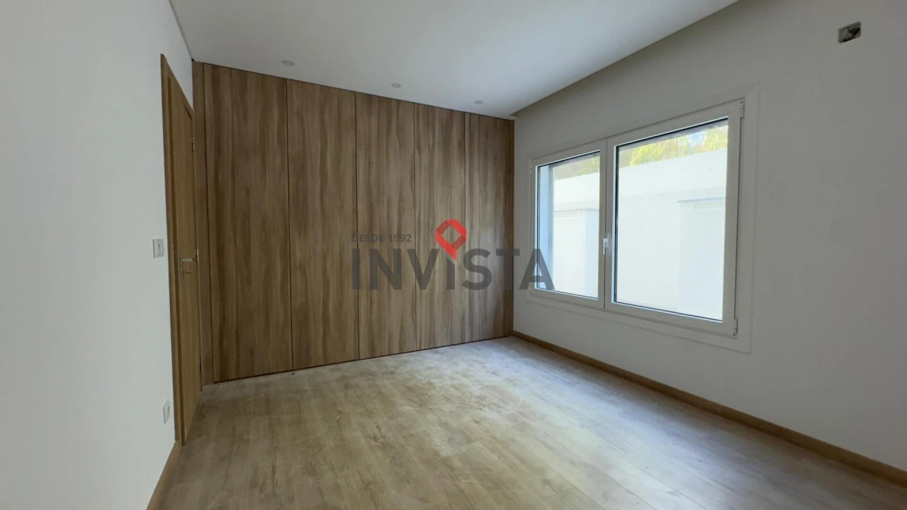 Apartamento T3 para Venda em Castanheira do Ribatejo e Cachoeiras Foto 16