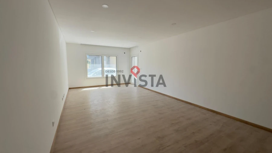 Apartamento T3 para Venda em Castanheira do Ribatejo e Cachoeiras Foto 7