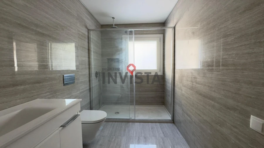 Apartamento T3 para Venda em Castanheira do Ribatejo e Cachoeiras Foto 10