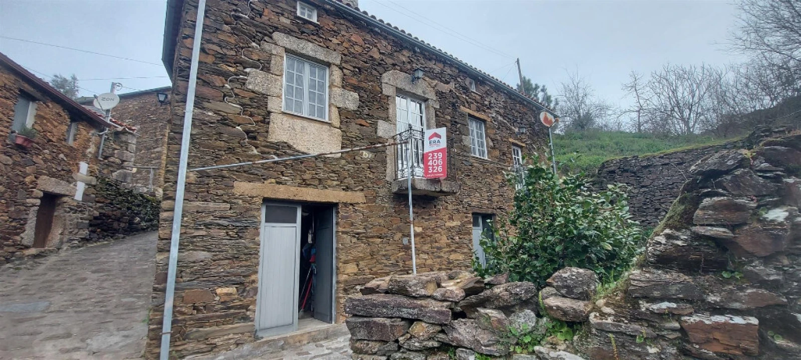 Moradia T5 para Venda em Sandomil Foto 1