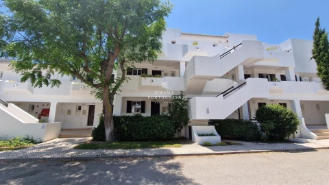 Apartamento T1 para Venda em Albufeira e Olhos de Água