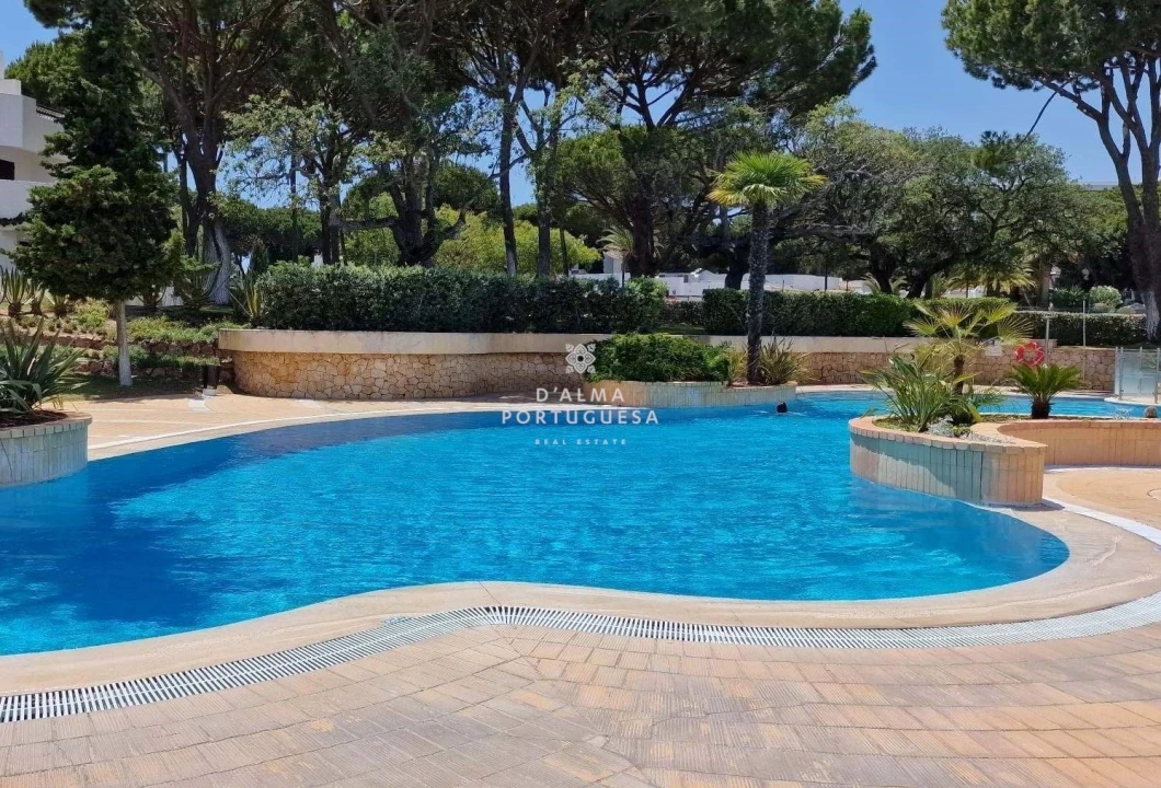 Apartamento T1 para Venda em Albufeira e Olhos de Água Foto 2