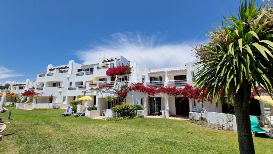 Apartamento T1 para Venda em Albufeira e Olhos de Água Foto 3