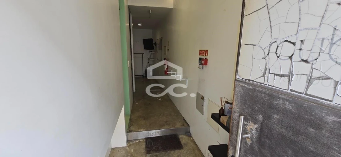 Negócio para Arrendamento em Ponta Delgada (São Pedro) Foto 6