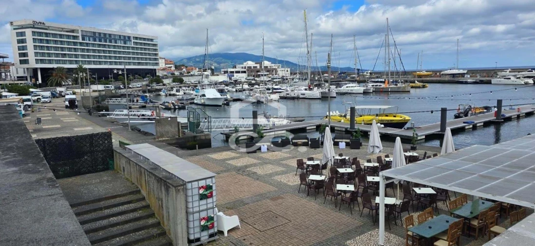 Negócio para Arrendamento em Ponta Delgada (São Pedro) Foto 26