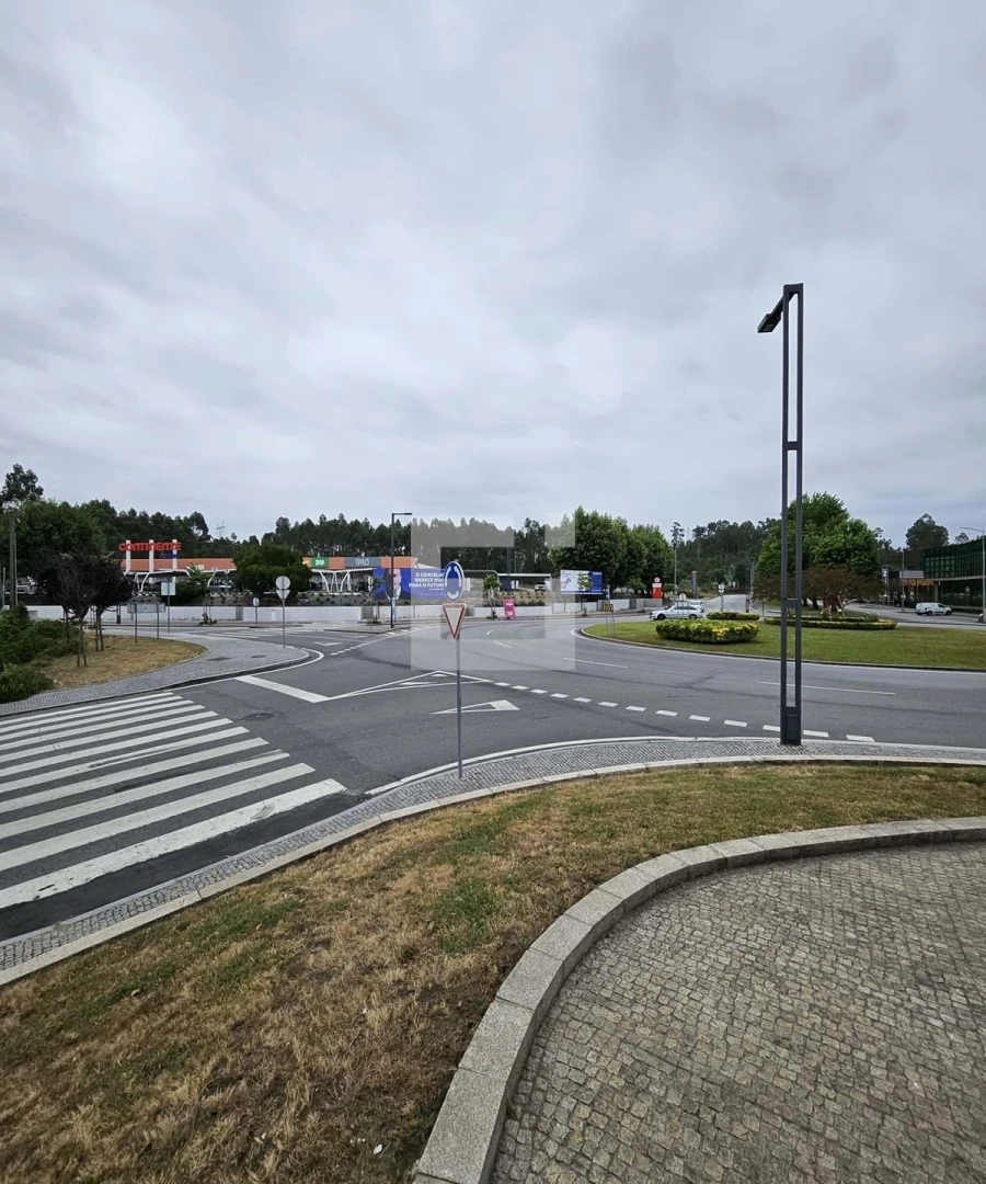 Negócio para Arrendamento em Paços de Ferreira Foto 24