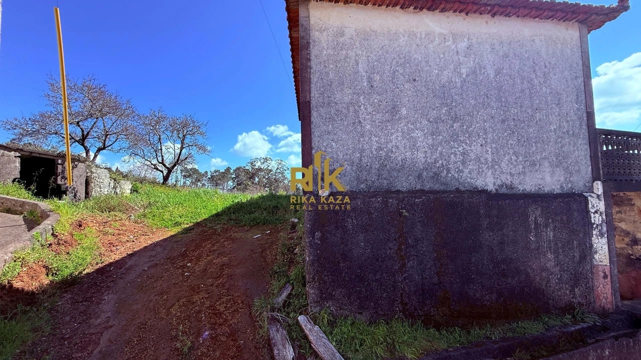 Moradia T8 para Venda em Prazeres Foto 11