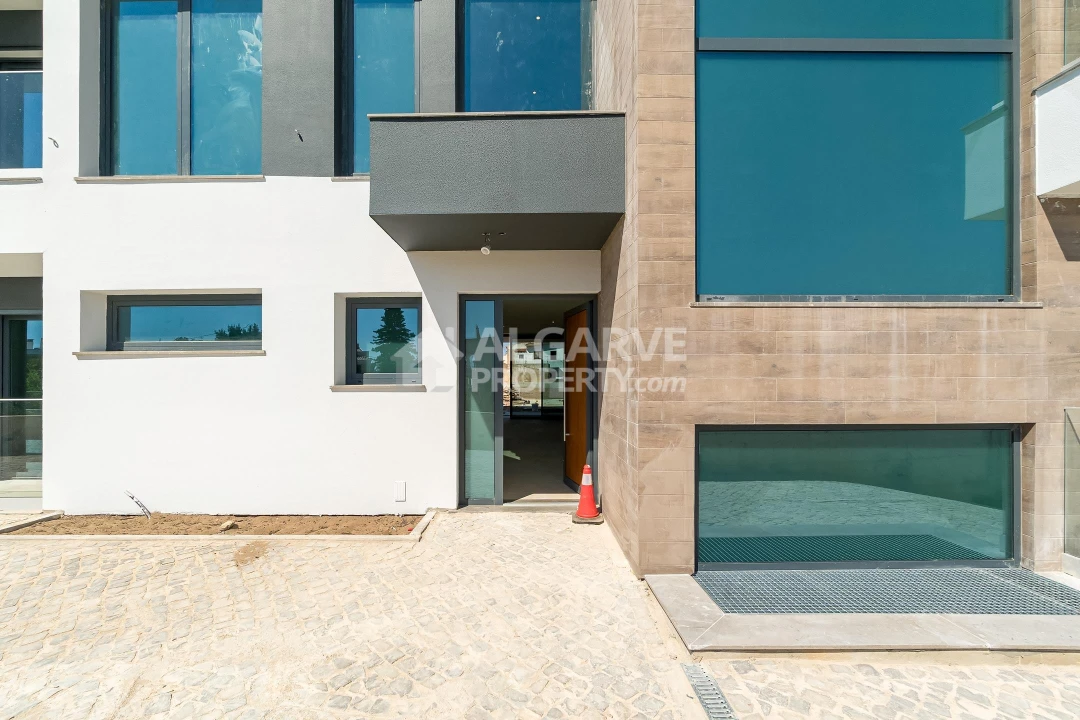 Moradia T4 para Venda em Albufeira e Olhos de Água Foto 18
