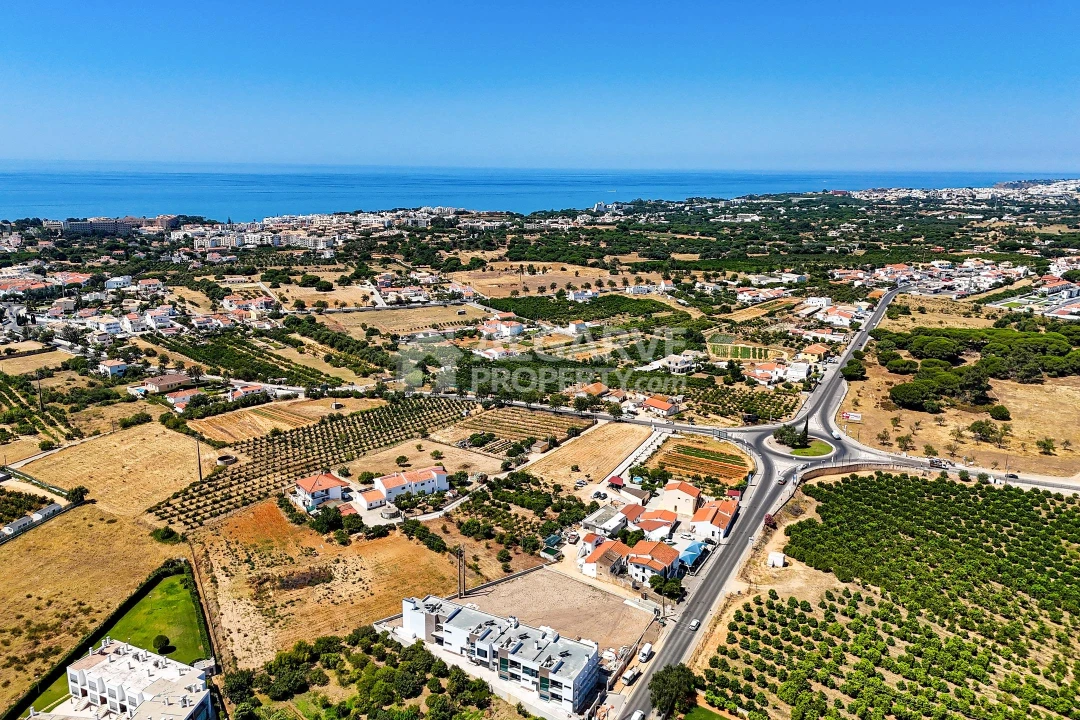 Moradia T4 para Venda em Albufeira e Olhos de Água Foto 17