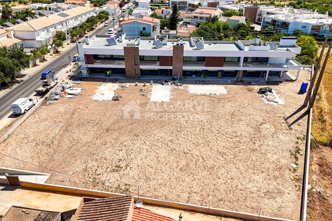 Moradia T4 para Venda em Albufeira e Olhos de Água Foto 15