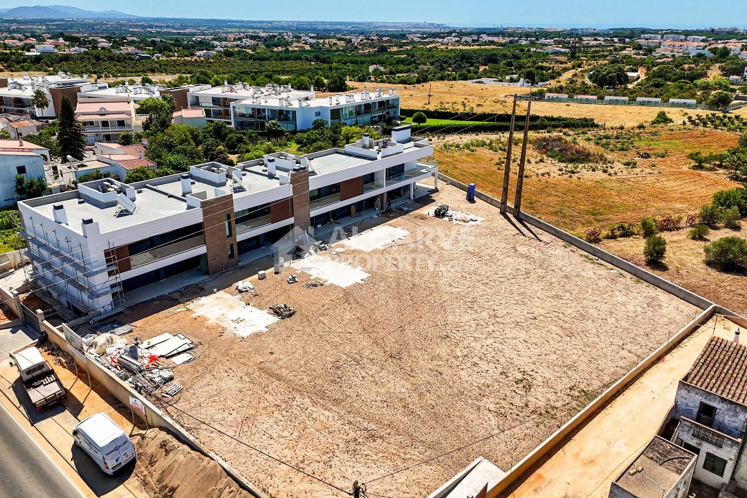 Moradia T3 para Venda em Albufeira e Olhos de Água Foto 29