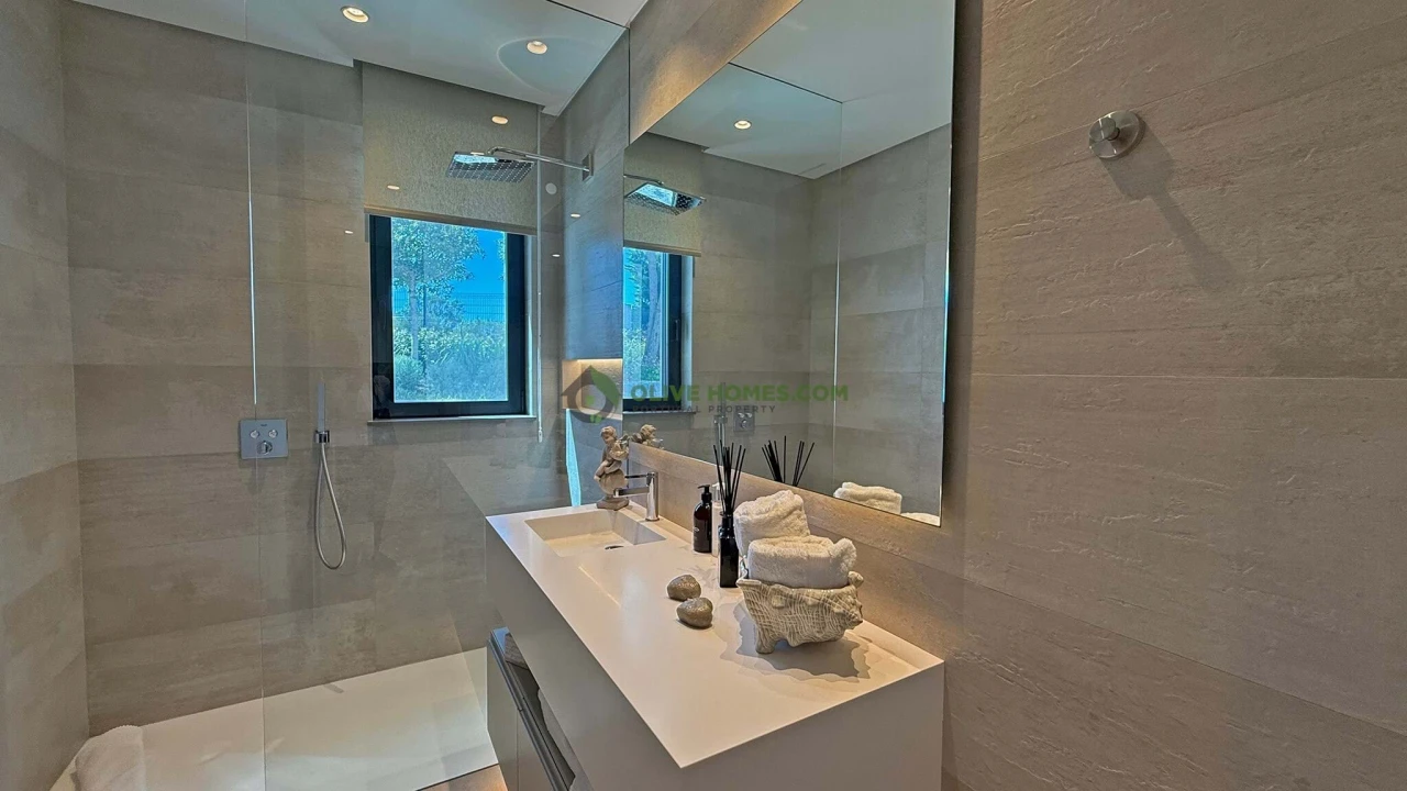 Moradia T5 para Venda em Loule (São Clemente) Foto 89