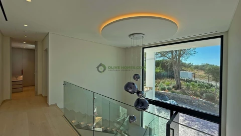 Moradia T5 para Venda em Loule (São Clemente)