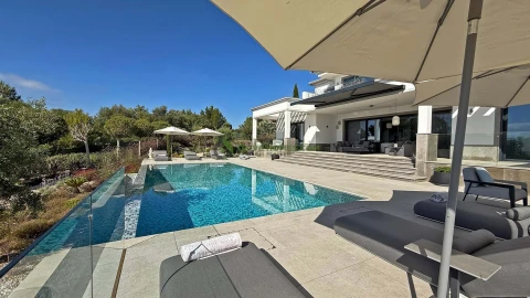 Moradia T5 para Venda em Loule (São Clemente)