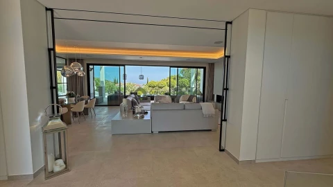 Moradia T5 para Venda em Loule (São Clemente)