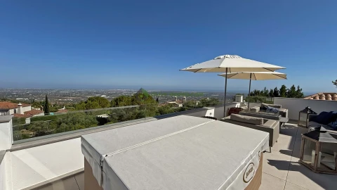 Moradia T5 para Venda em Loule (São Clemente)