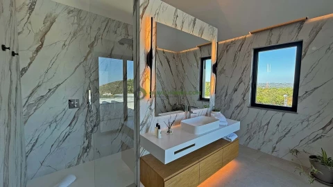 Moradia T5 para Venda em Loule (São Clemente)