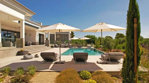 Moradia T5 para Venda em Loule (São Clemente)