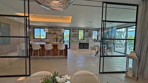 Moradia T5 para Venda em Loule (São Clemente)