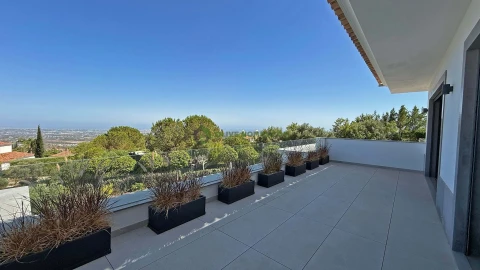 Moradia T5 para Venda em Loule (São Clemente)